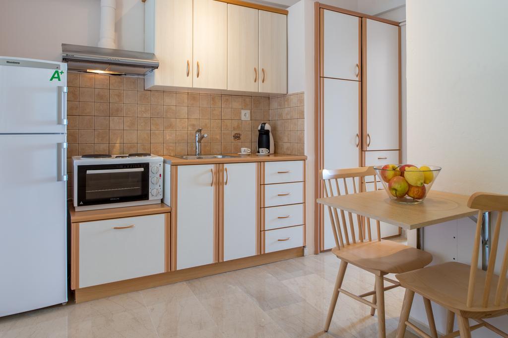 Apart Otel Krouzeri Nisaki (Corfu)