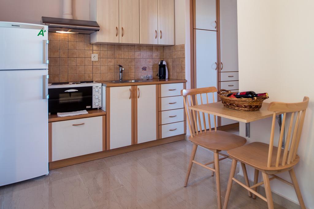 Apart Otel Krouzeri